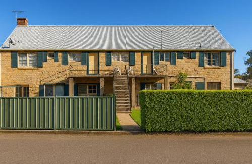 Campbelltown Hotel | Campbelltown Colonial Motor Inn