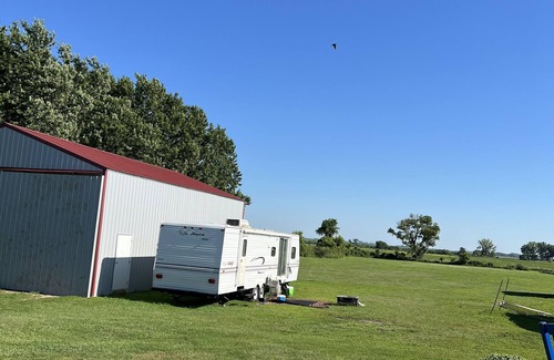 Clay County RV Rental | Camper or tent space available, hunter paradise!
