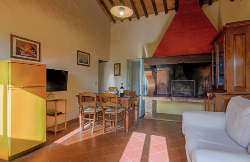 Tavarnelle Val di Pesa Apartment | Campiglia by Interhome
