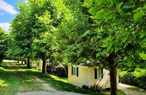 Villefranche-du-Perigord House | CAMPING THE BASTIDE * - Mobile Home 3 bedrooms - 2 bathrooms APOLLON RIVIERA 40 m2 - covered terrace of 18 m2 6 people