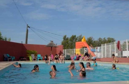 Vic-la-Gardiole House | Camping 3 étoiles - Piscine - eehfic