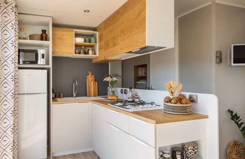 Martigues House | Camping 3 étoiles - eebbbd