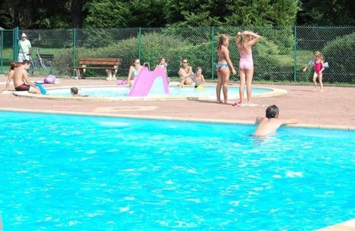 Sauxillanges House | Camping 3 étoiles - Piscine - ccbbgcb