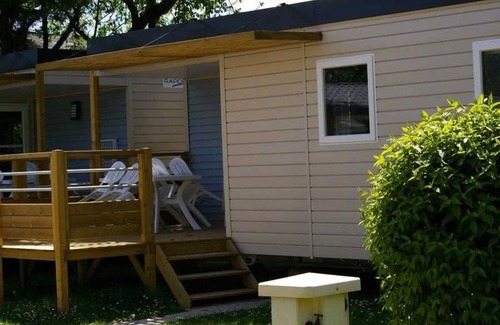 Vaux-le-Penil House | Camping 3 étoiles - Piscine - eecdcg