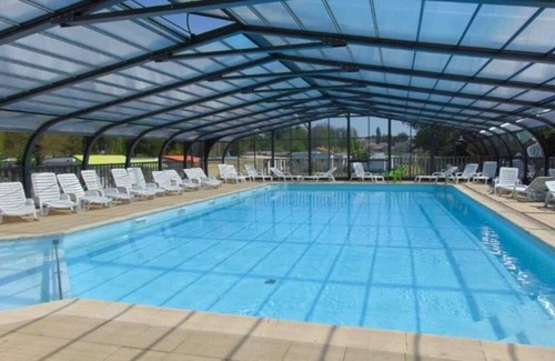 Avrille House | Camping 3 étoiles - Piscine - ccbafeh