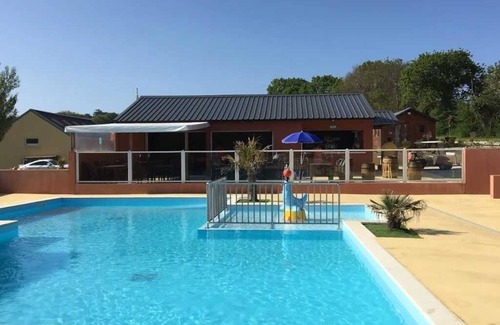 Erquy House | Camping 3 étoiles - Piscine - efb0ha