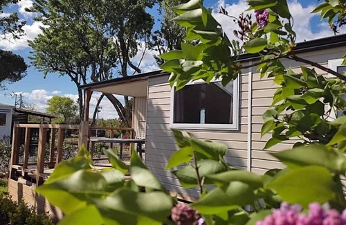 Massillargues-Attuech House | Camping 3 étoiles - Piscine - eehiif