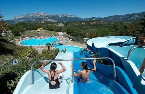 Recoubeau-Jansac House | Camping 4 étoiles - Parc aquatique - eebbab