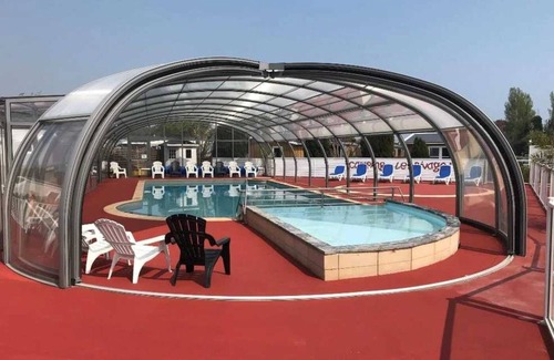 Quettehou House | Camping 4 étoiles - Piscine - ccaffhc