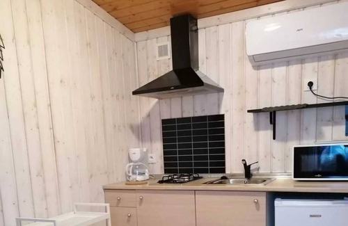 Paluds de Noves Ski Chalet | Camping 4 étoiles - Piscine - eehf0d