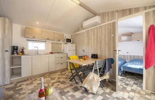 Brem Sur Mer House | Camping 5 étoiles - Parc aquatique - eeiadg
