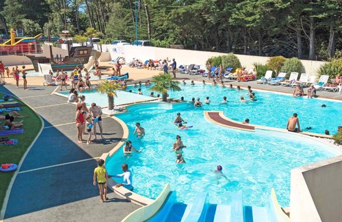 Brem Sur Mer House | Camping 5 étoiles - Parc aquatique - eeiadg