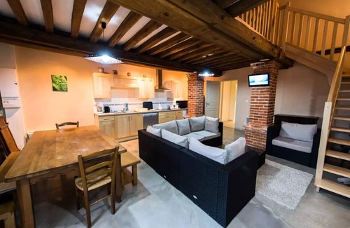 Brissac-Quince Villa | Camping de l'Etang Sites and Landscapes * - Gîte Premium 4 ch - 150m2 - TV - Dishwasher - 2 bathroom 10 persons