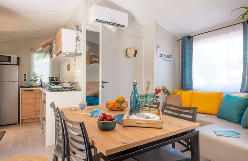 Aubigny-les-Clouzeaux House | Camping 4* | Lagon et Piscine | A 25 km de l'Océan