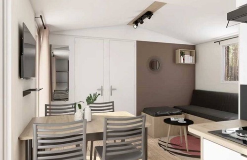 Pont-Aven House | Camping - Funpass inclus - Piscine - ccaefhh