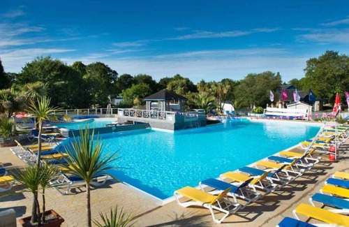Pont-Aven House | Camping - Funpass inclus - Piscine - ccaefi0