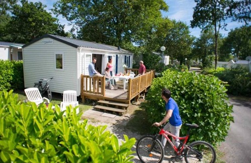 Pont-Aven House | Camping - Funpass inclus - Piscine - ccaefi0