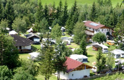 Grosskirchheim House | Camping Gasthof Zirknitzer
