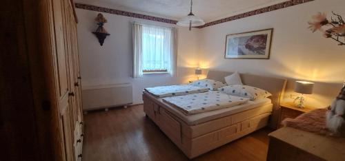 Grosskirchheim House | Camping Gasthof Zirknitzer