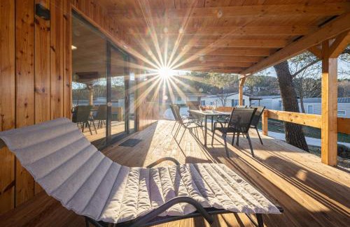 Donji Karin House | Camping Karin - Bungalow Magoro