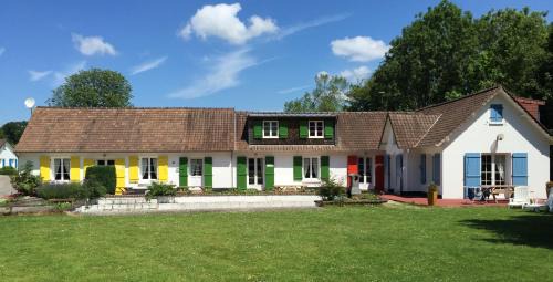 Rue Other | Camping La Garenne De Moncourt