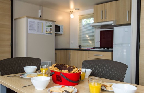 Plage d'Argeles House | Camping La Plage by Interhome
