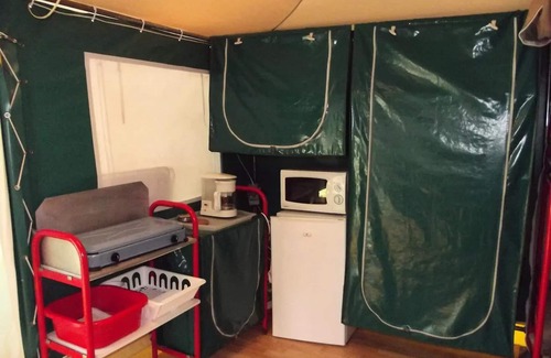 Le Grand Serre House | Camping Le Grand Cerf* - Bungalow Toilé 3 Rooms 5 People