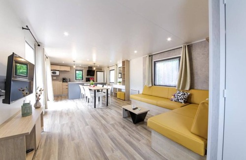 Villevaude RV Rental | Camping Le Parc de Paris
