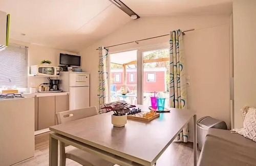 Laroque-des-Alberes House | Camping Les Albères * - Mobil Home Loisirs 3 Rooms 4 People Air Conditioned + TV
