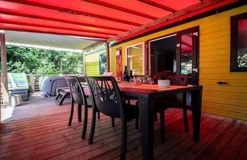 Laroque-des-Alberes House | Camping Les Albères * - Mobile Home Duo Premium 3 Rooms 4 People Jacuzzi + Air Conditioning + TV