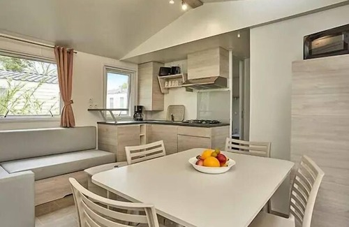 Talmont-Saint-Hilaire House | Camping Loyada* - 4-room Comfort mobile home for 6 people, air-conditioned + TV