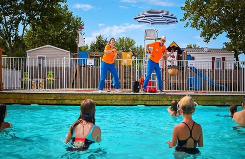 Talmont-Saint-Hilaire House | Camping Loyada* - 4-room Comfort mobile home for 6 people, air-conditioned + TV