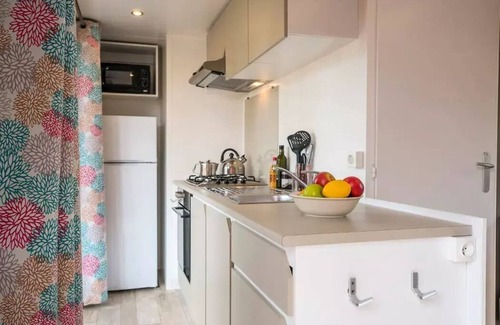 Talmont-Saint-Hilaire House | Camping Loyada* - Comfort XL 4-room mobile home for 6 people with air conditioning