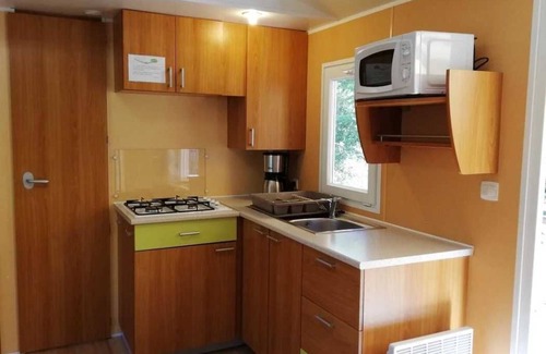 Montjoie-en-Couserans House | Camping - Piscine - ccbaieb
