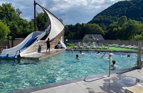 Vic-sur-Cere House | Camping - Piscine - ccbbdaf