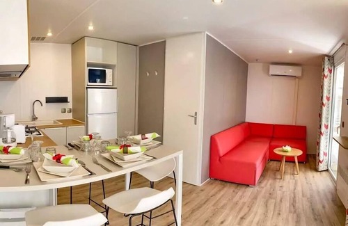 Vias RV Rental | Camping Pleine Mer