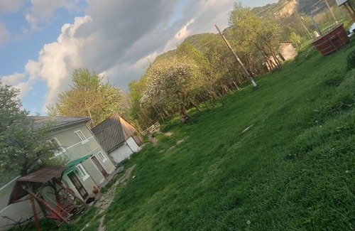 Rosia Montana Bed & Breakfast | Camping Retreat Mountain Sanctuary