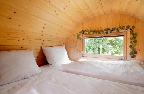 Kirchberg an der Jagst Other | Campingfässer Clamping beheizt-Café Schlossblick