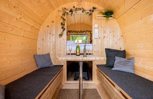 Kirchberg an der Jagst Other | Campingfässer Clamping beheizt-Café Schlossblick