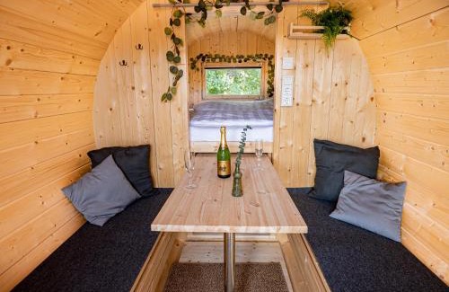 Kirchberg an der Jagst Other | Campingfässer Clamping beheizt-Café Schlossblick