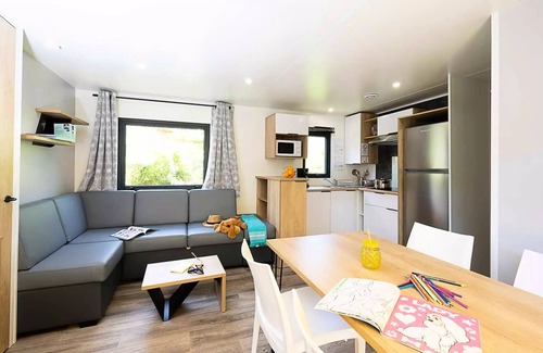 Lus-la-Croix-Haute House | Campsite CHAMP LA CHEVRE * - Premium Cottage 6 pers. (37 m2) 6 persons