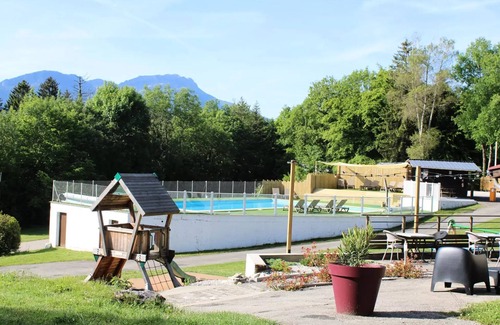 Miribel-les-Echelles House | Campsite Le Balcon De Chartreuse * - Mobil home Lys 4 people