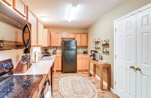 Campton Cottage | Campton Cottage w/Hot Tub, Near Hiking + Climbing