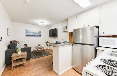 Norman House | Campus Corner Cabana
