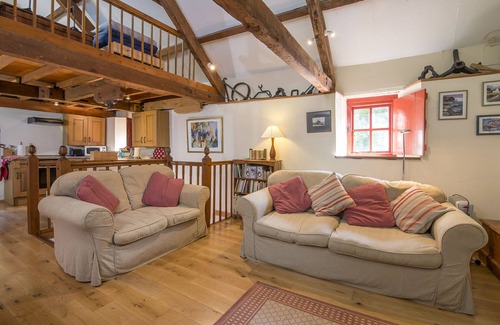 Camrose House | Camrose Mill, Holiday Property Camrose, Sleeps 4, 2 bedrooms, bathrooms