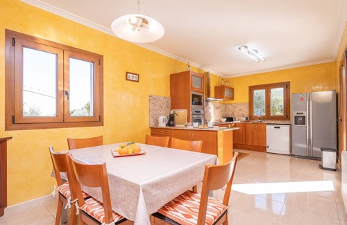 Portocolom Villa | CAN ALBONS - Beautiful villa with private swimming pool and free Wifi