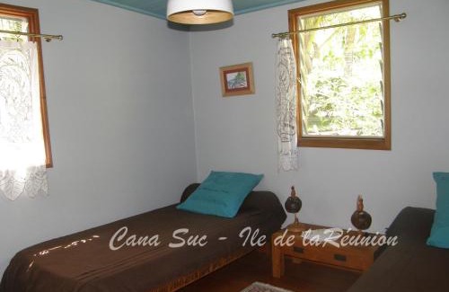 Sainte-Rose House | Cana Suc