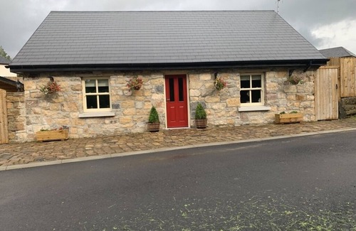 Drumshanbo Cottage | Canal Cottage - Overlooking Lakes, & Mountains
