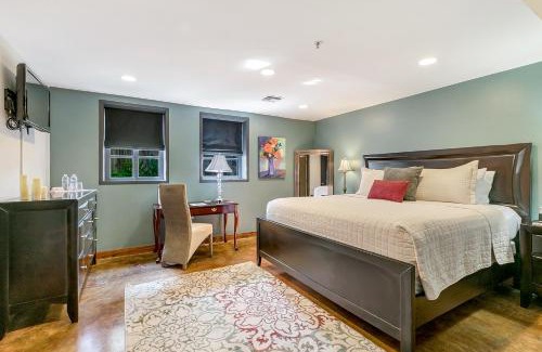 Mid-City Bed & Breakfast | Canal Street Inn