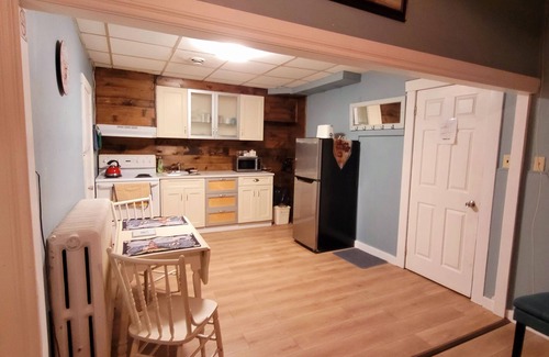 Port Colborne Hotel | Canalside Restaurant, Inn & Kitchen store